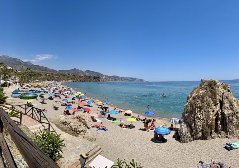Day 2 – Spain: Day trip to Nerja & Malaga Nightlife